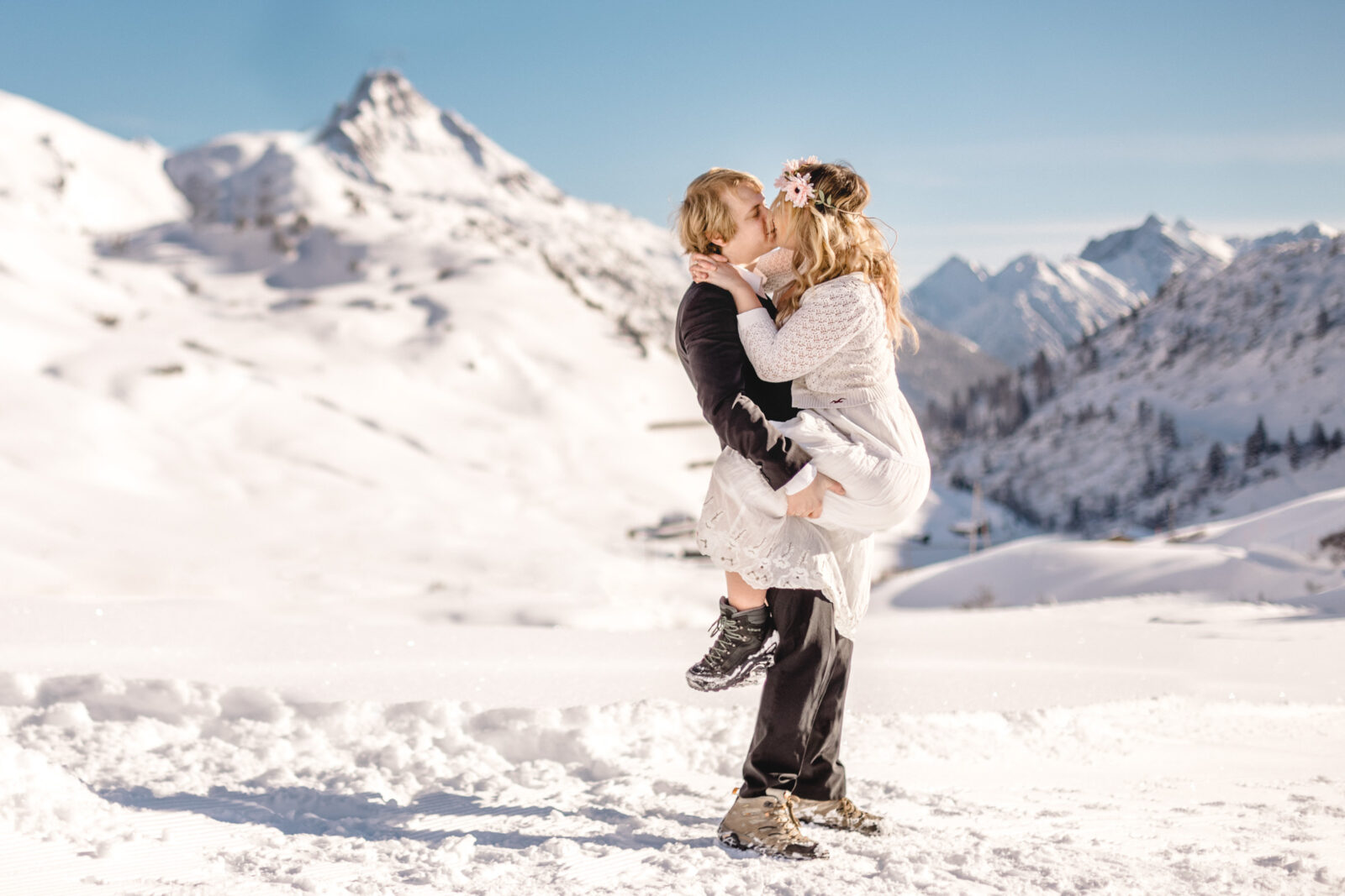 After Wedding Fotos im Winter im Schnee in den Bergen