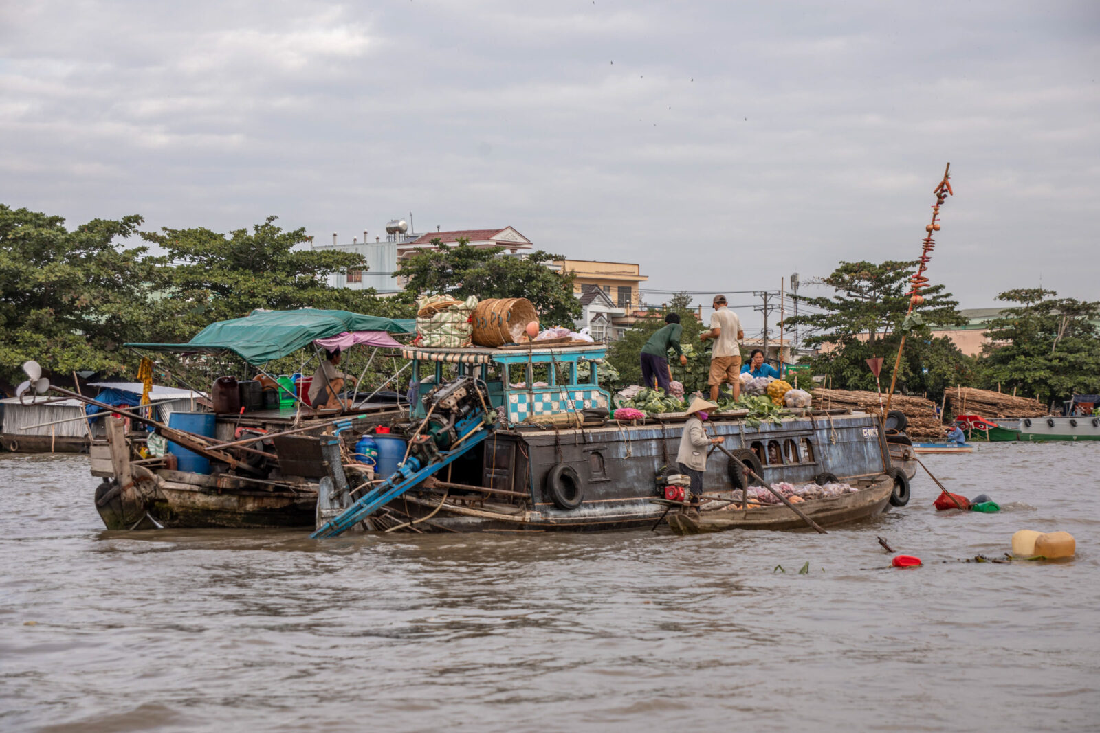 mekongs schwimmender markt
