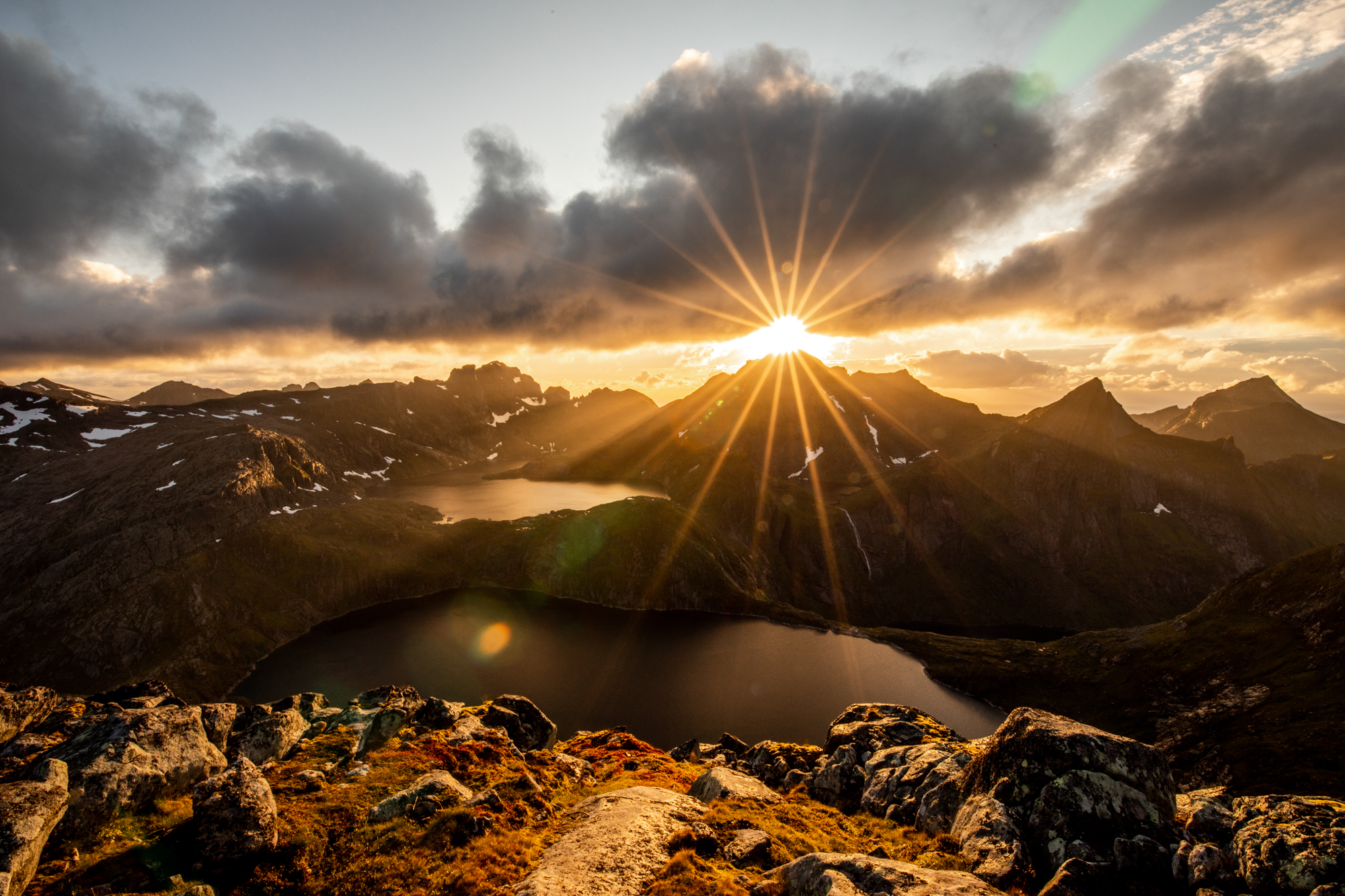 Lofoten Norwegen Sonnenuntergang Wild Embrace