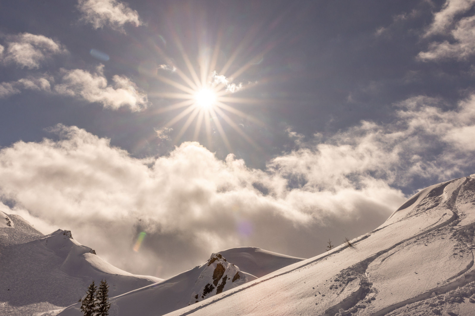 traumhaftes Wetter für die Winterhochzeit in Lech am Arlberg