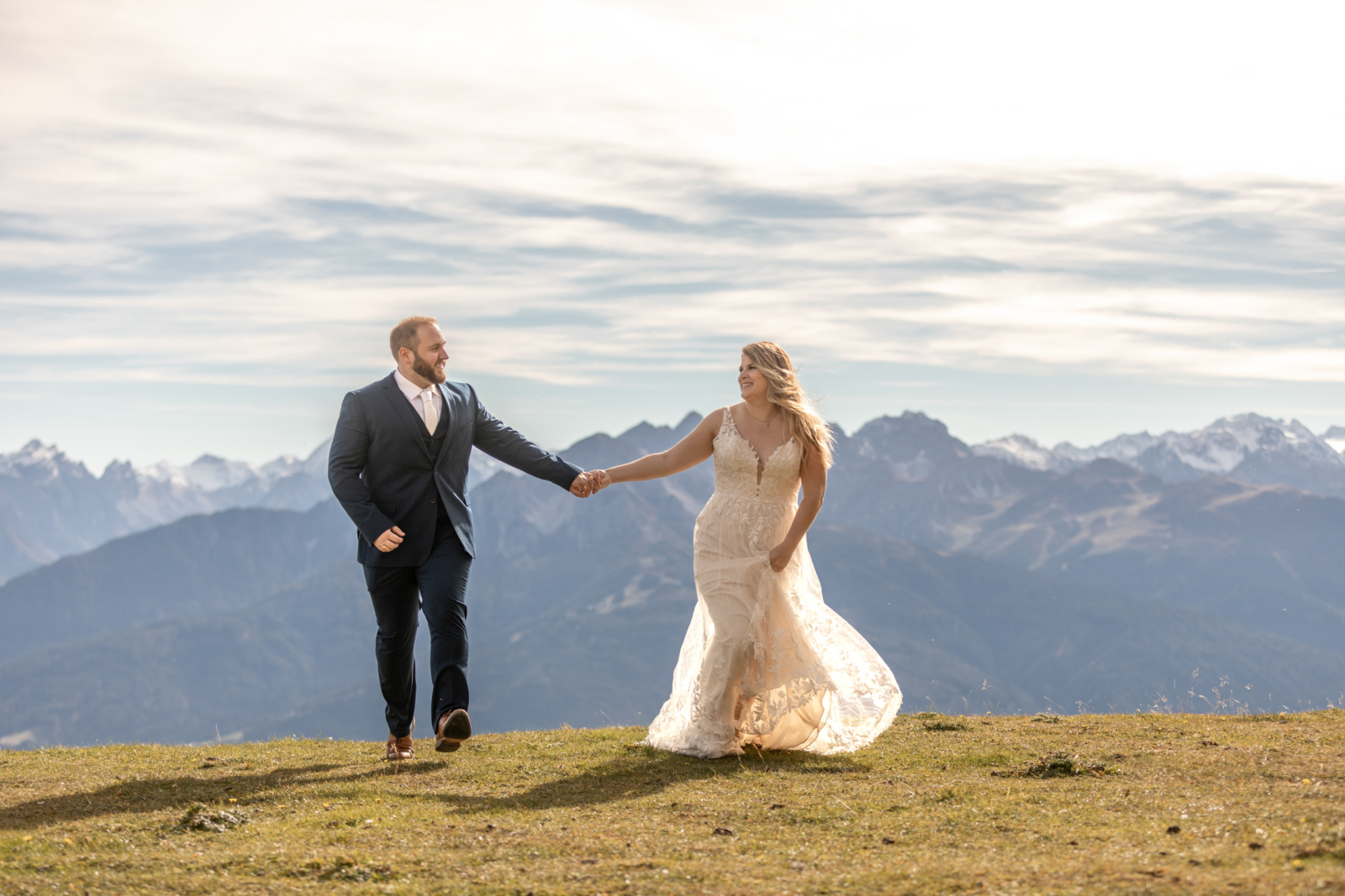 lebendige Hochzeitsfotos in den Bergen