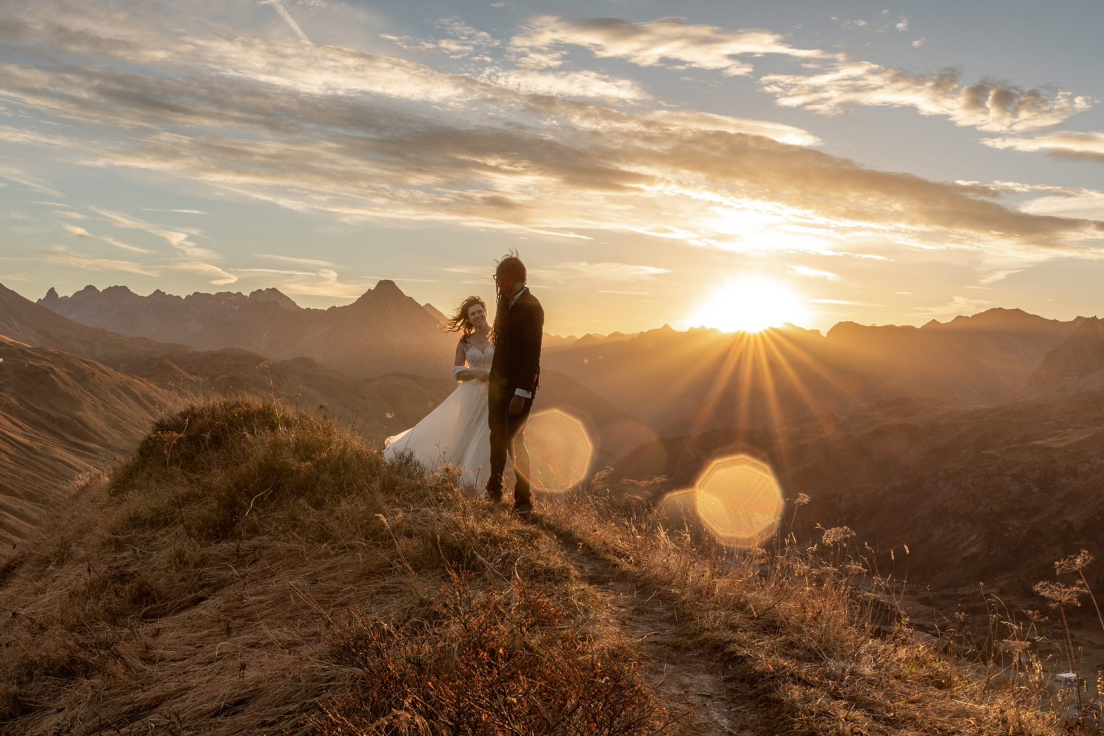 Sonnenaufgangs Elopement Hochzeit Paket in Vorarlberg